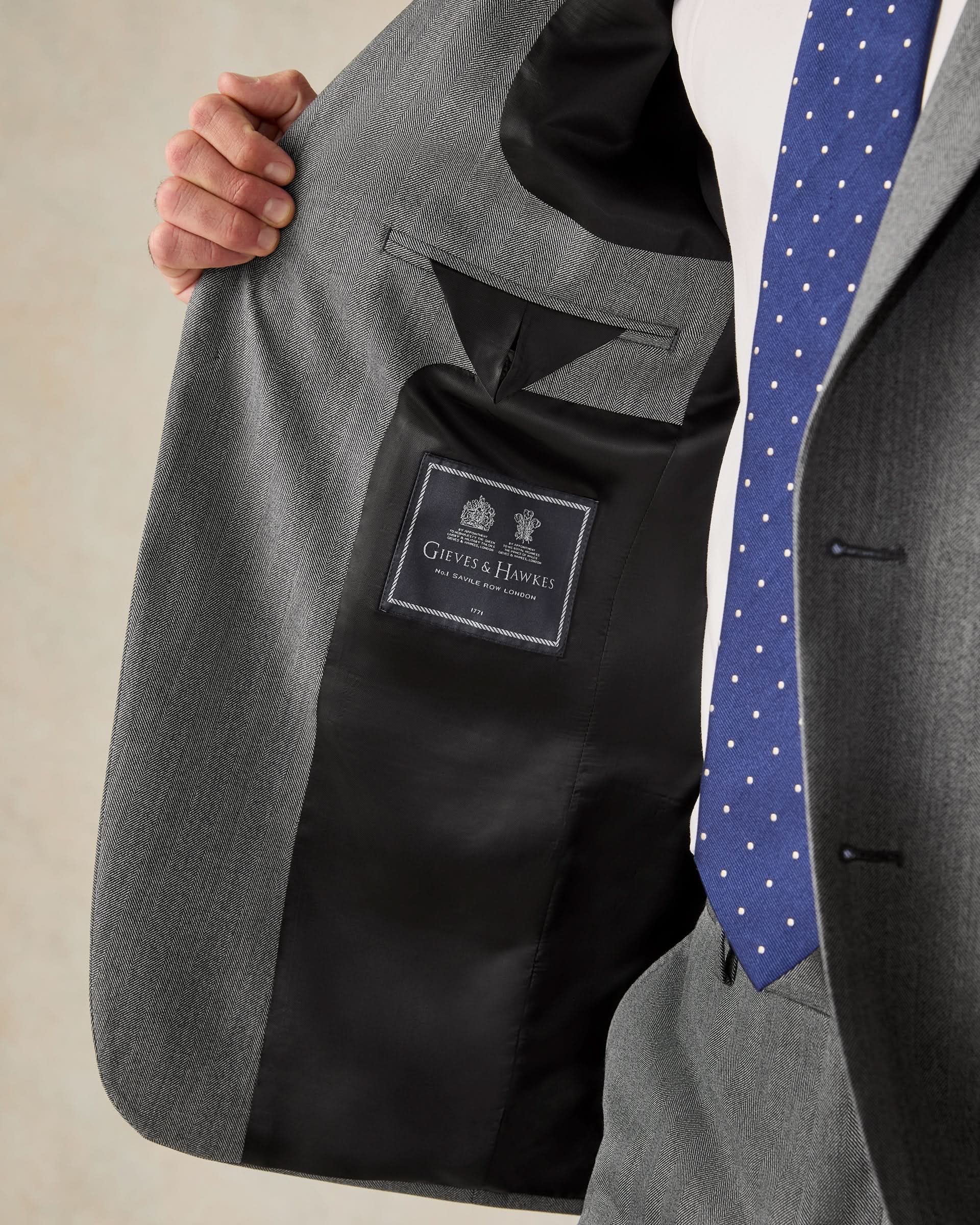 Garbet Virgin Wool Herringbone Suit Jacket Grey