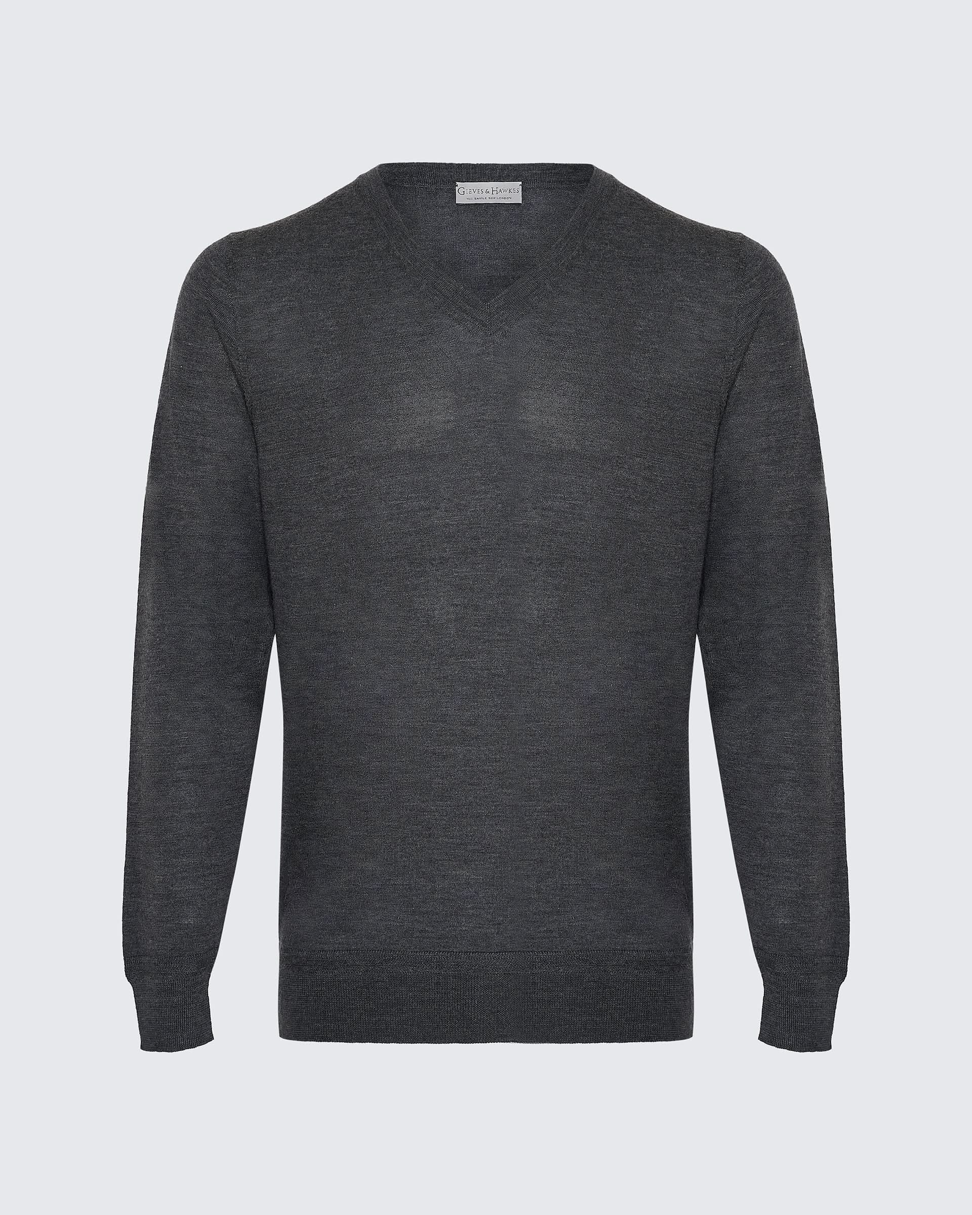 Hodge Wool Silk Cashmere V-neck Jumper