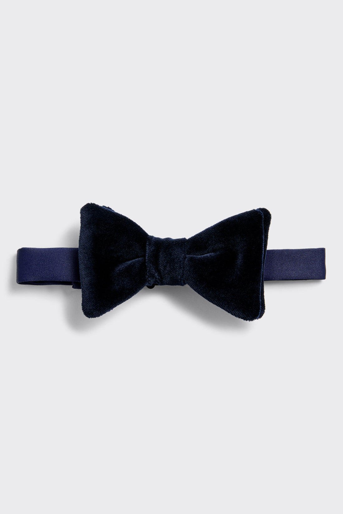 Lathom Pre-Tied Velvet Bow Tie Navy