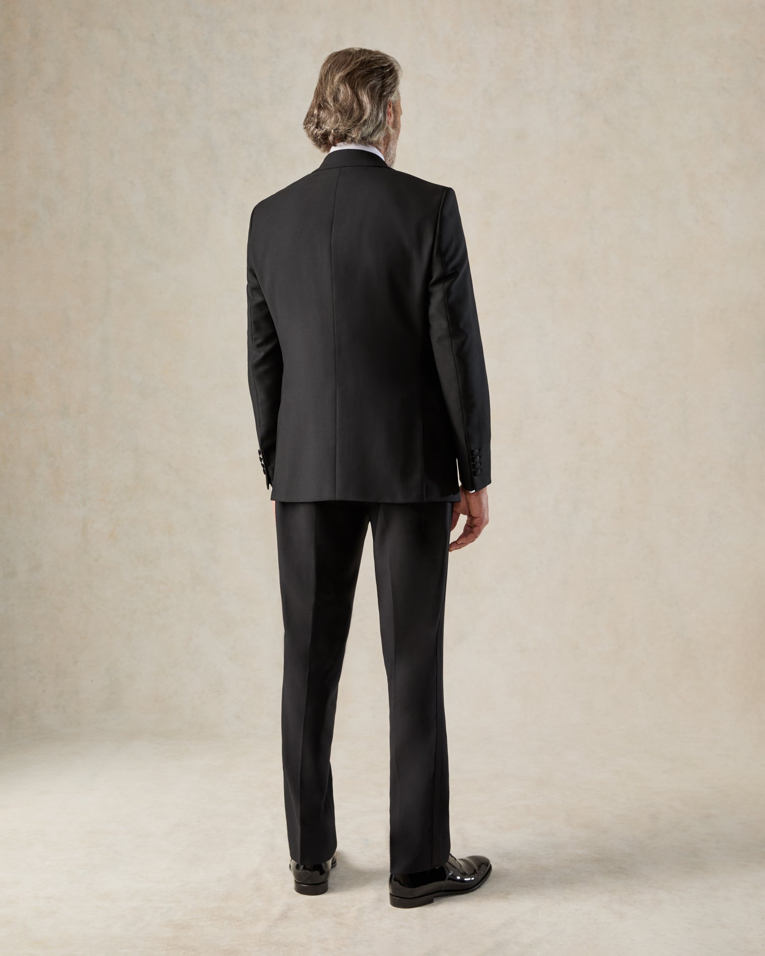 Shelford Wool Mohair Barathea Peak Lapel Dinner Suit Black