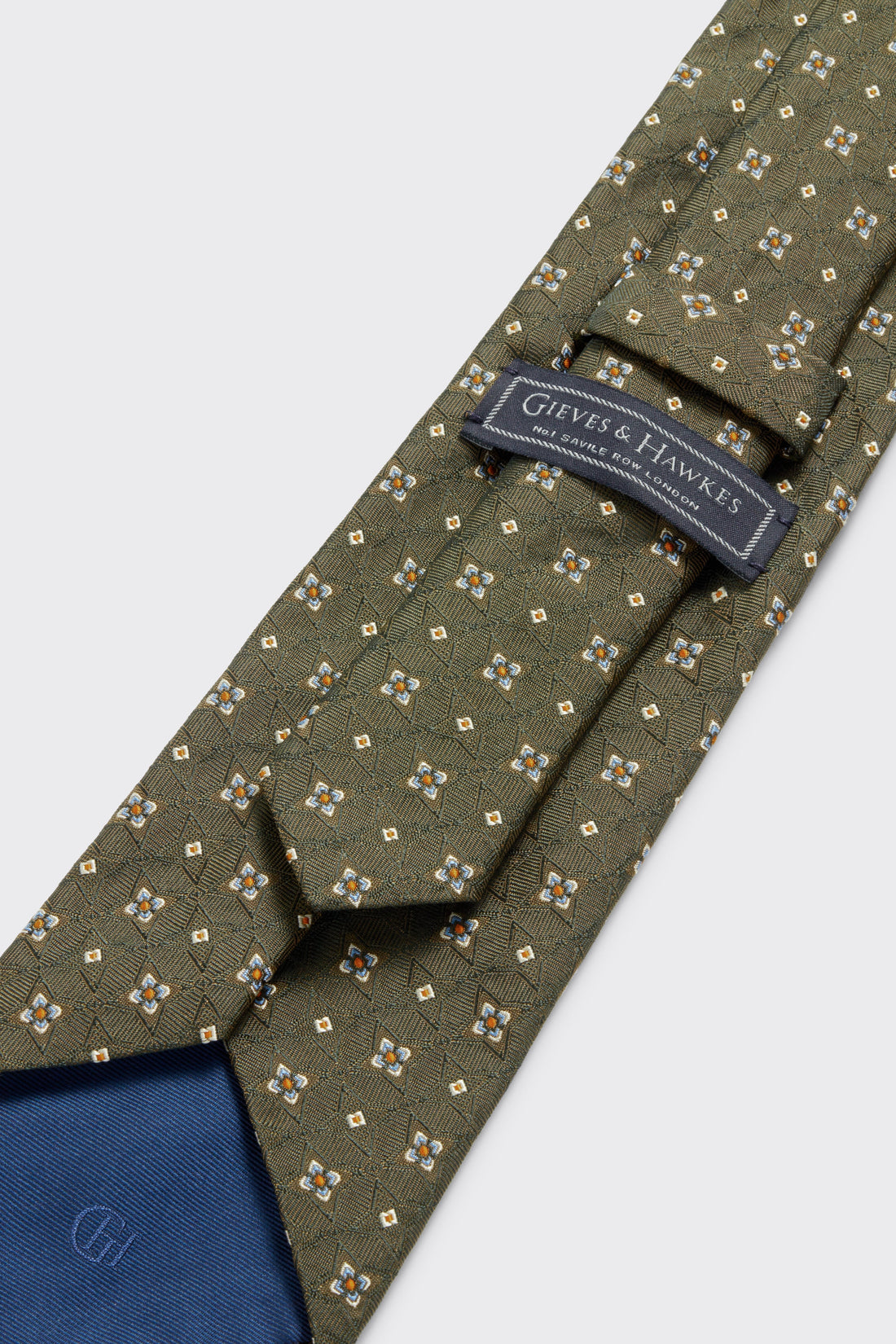 Carberry Diamond Tie