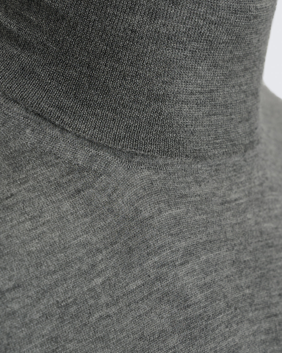 Cashmere Knitted Roll Neck Grey