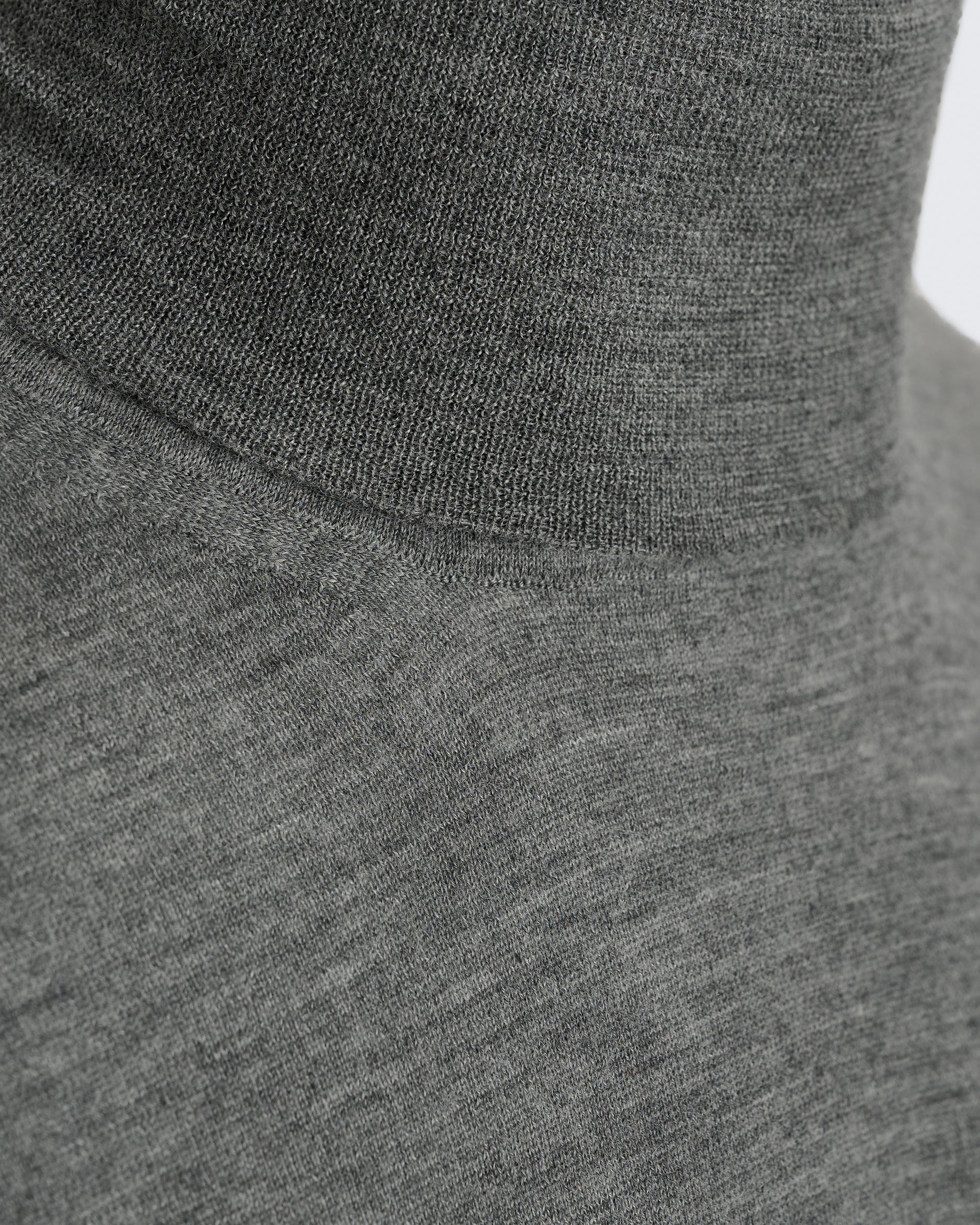 Cashmere Knitted Roll Neck Grey