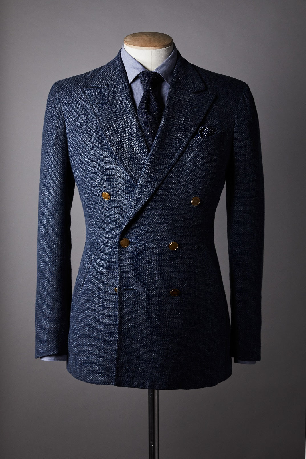 Bespoke Tailoring | Luxury Menswear & Tailoring | Gieves & Hawkes