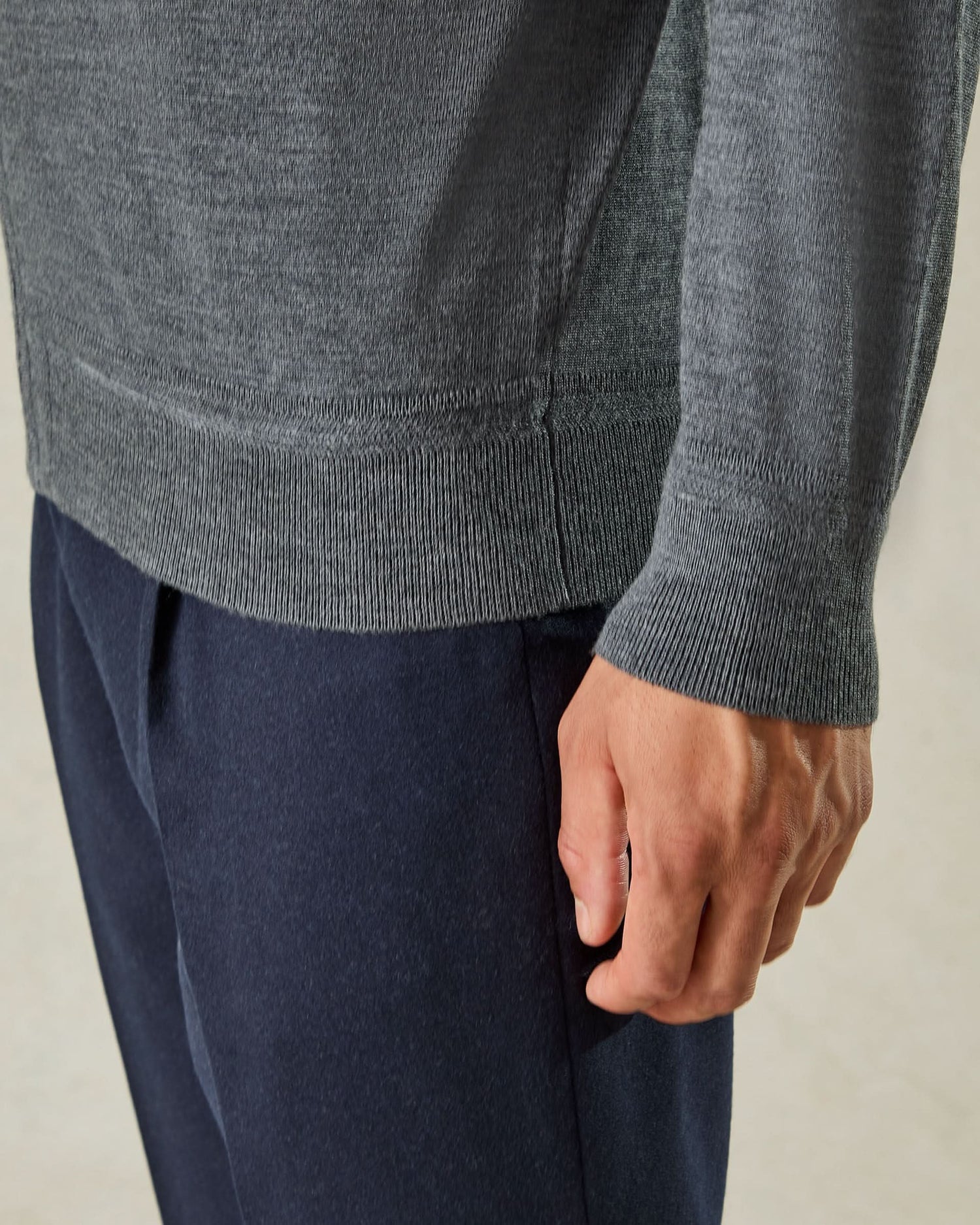 Fraser Ultrafine Merino Wool Full Zip Knit Charcoal