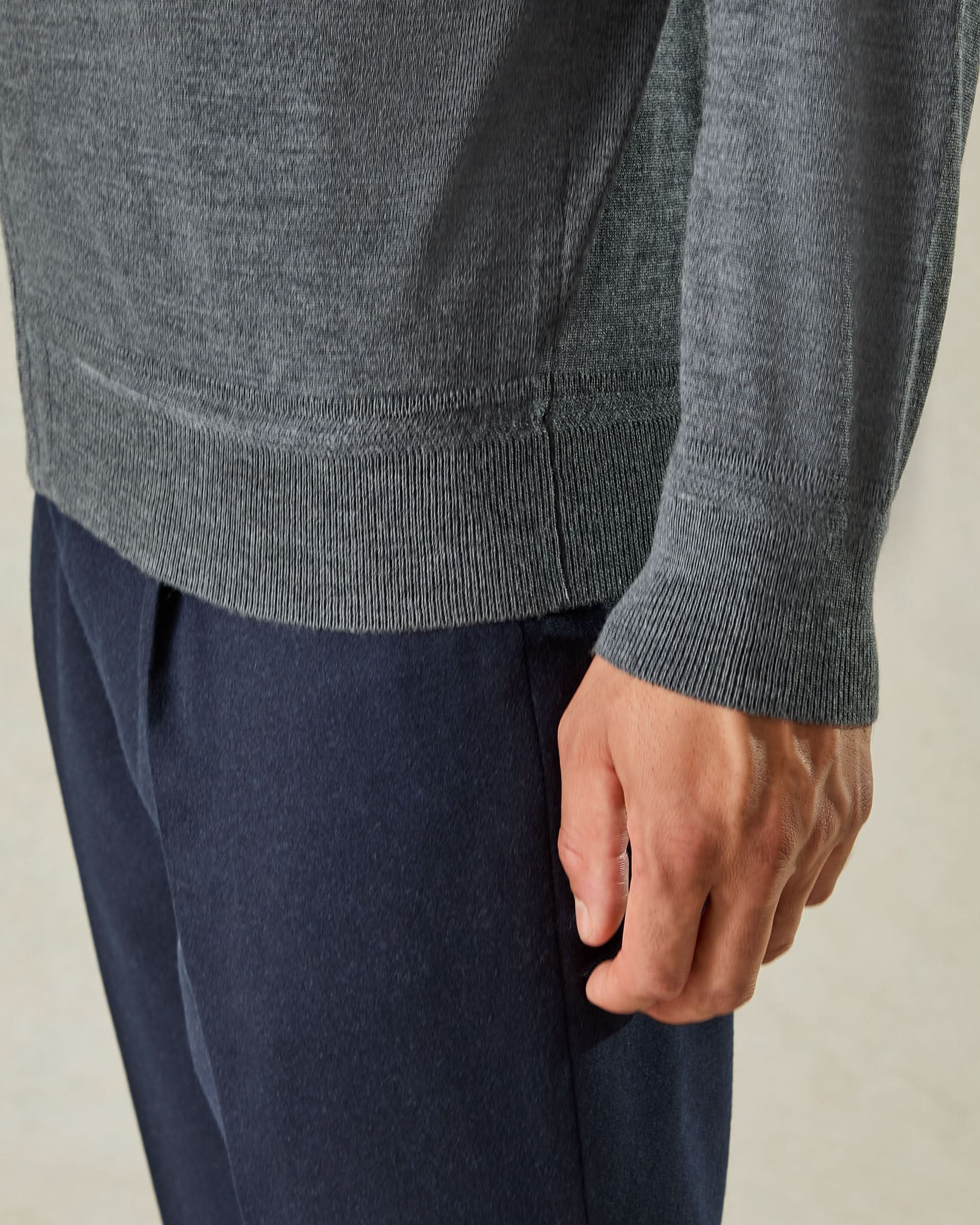 Fraser Ultrafine Merino Wool Full Zip Knit Charcoal