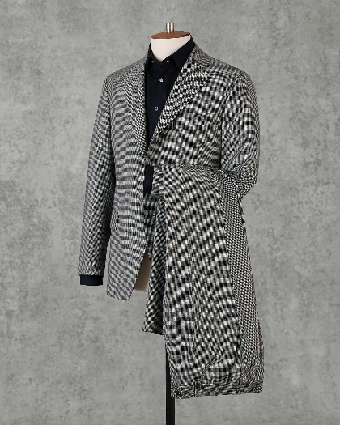 Hendley Wool Grey Puppytooth Suit