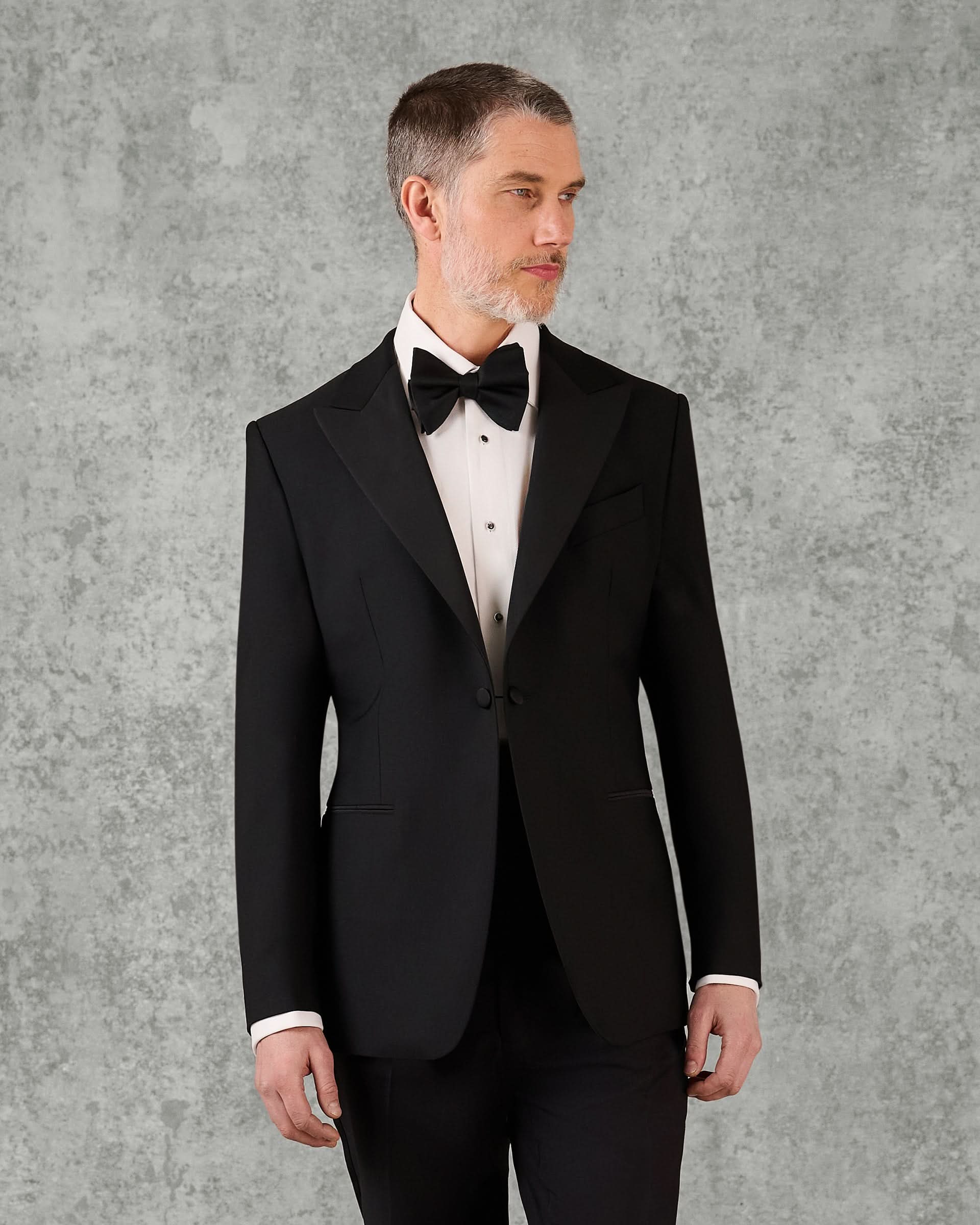 Shelford Wool & Mohair Dinner Jacket in Black Barathea – Gieves